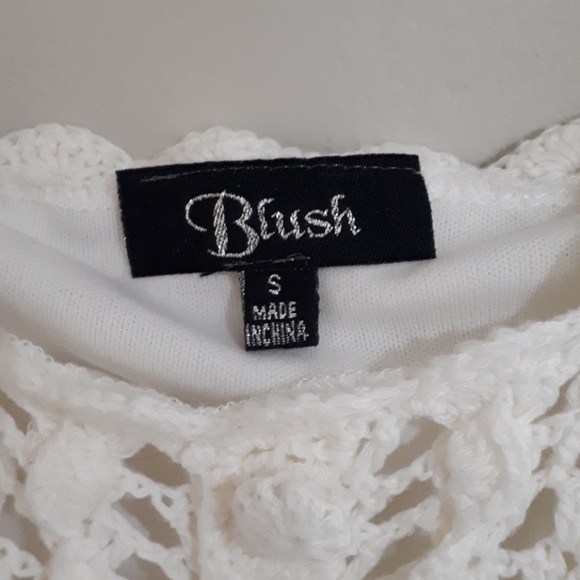 White lace mini dress - Picture 3 of 7